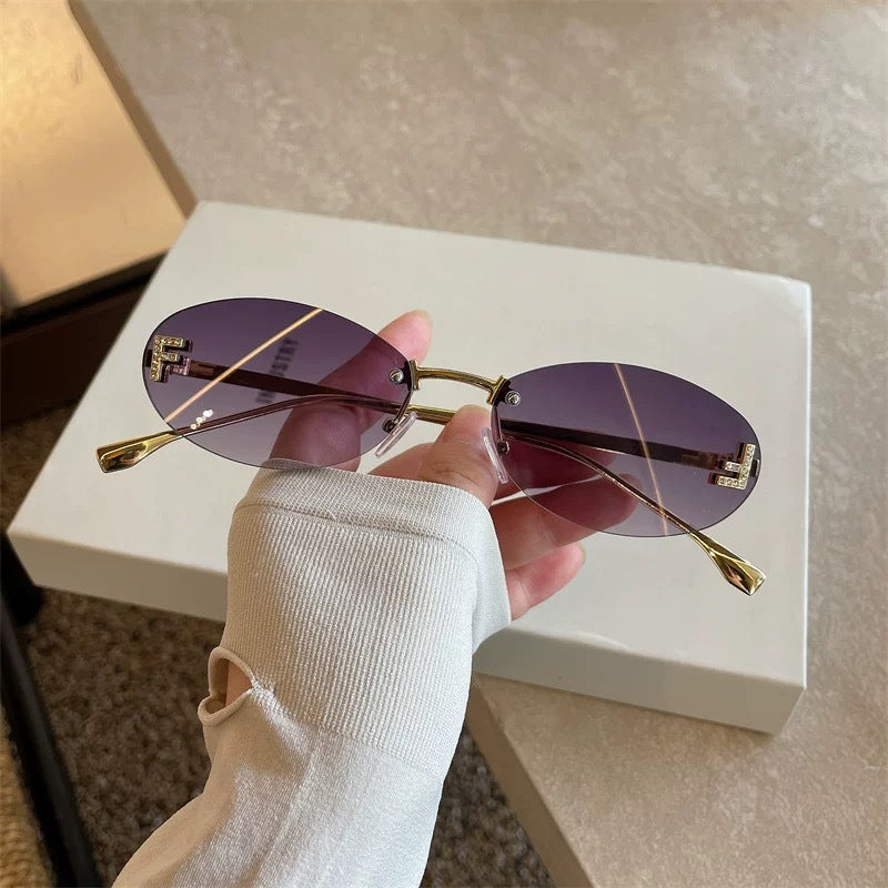 Дамски слънчеви очила FF SS25-https://detail.1688.com/offer/894909093776.html?offerId=894909093776&spm=a260k.home2024.recommendpart.20-Thedresscode