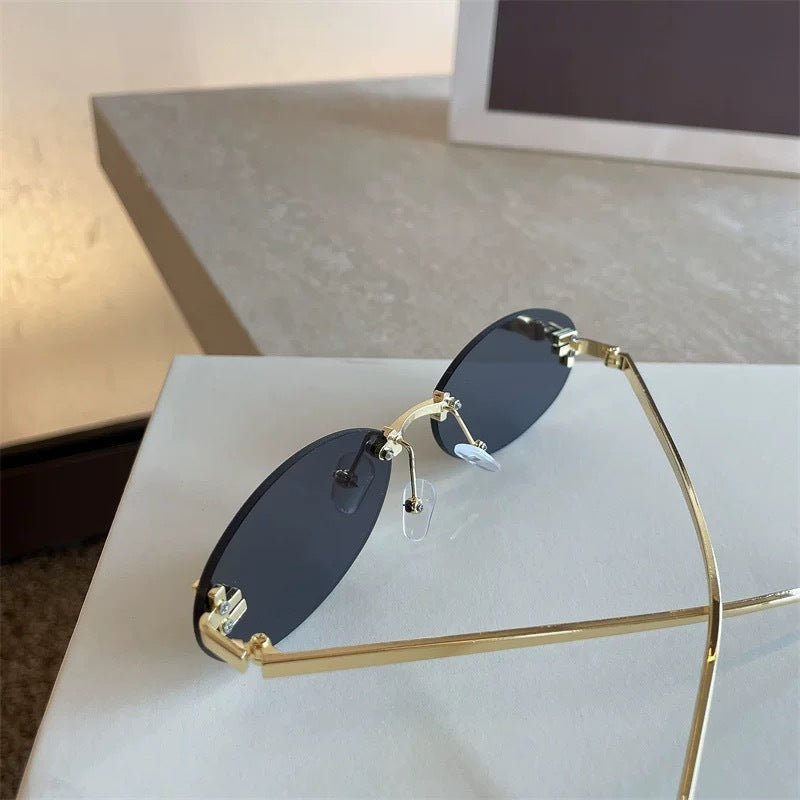 Дамски слънчеви очила FF SS25-https://detail.1688.com/offer/894909093776.html?offerId=894909093776&spm=a260k.home2024.recommendpart.20-Thedresscode