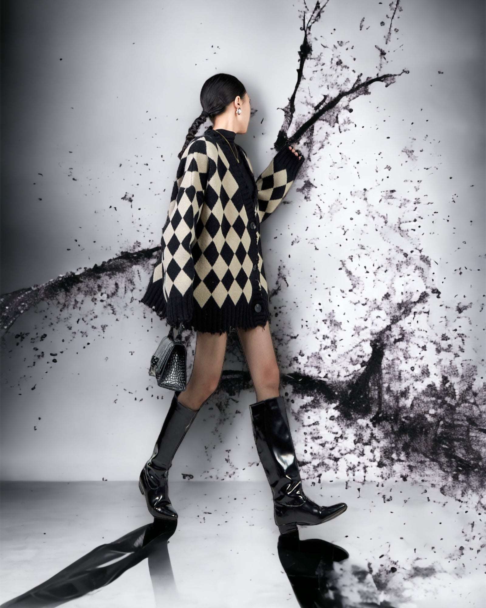 Дамска жилетка Elegance in Checkmate FW 2026-Clothing-Thedresscode