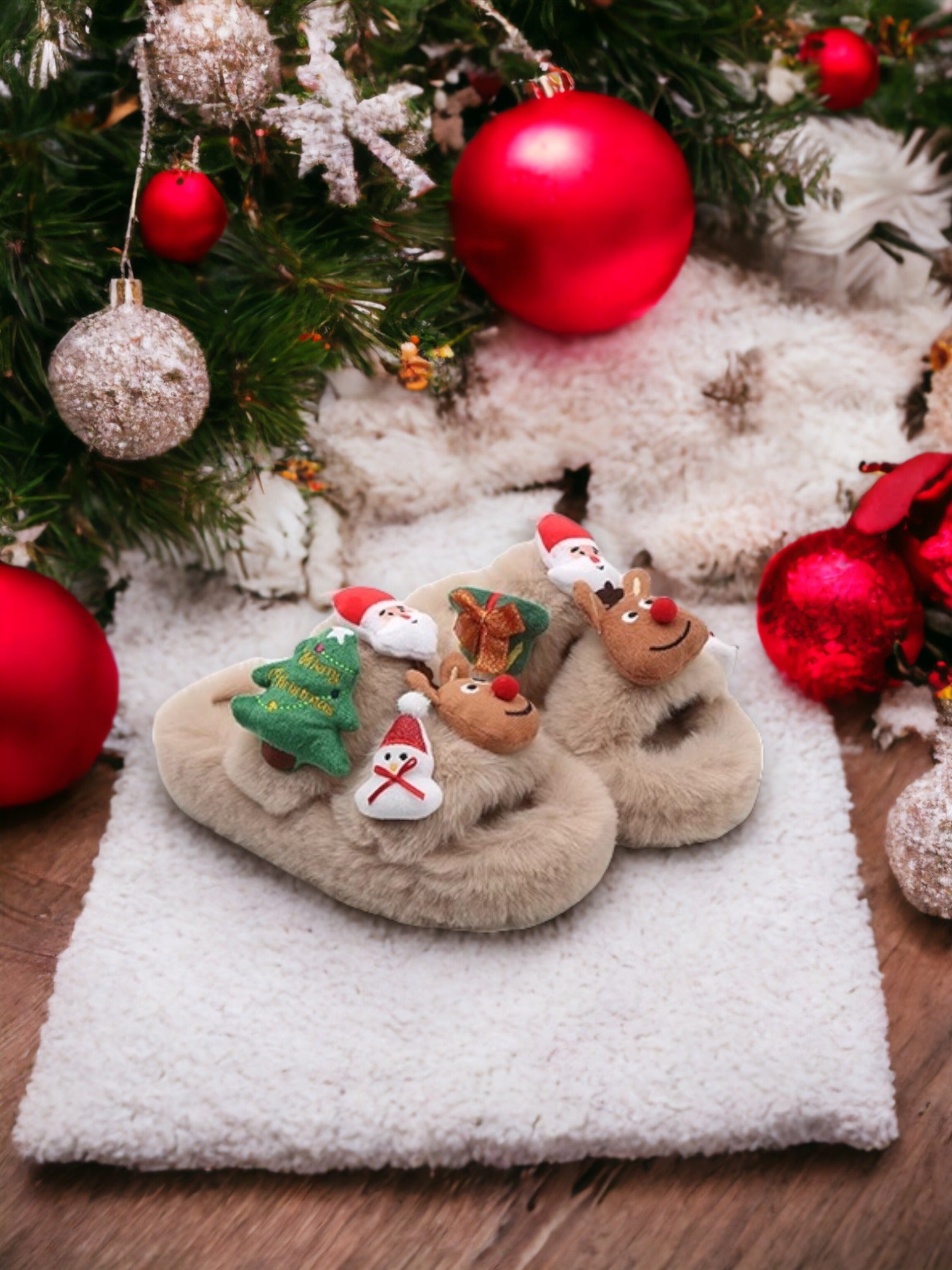 Дамски чехли Beige Christmas Mood FW 2026-Дамски чехли Beige Christmas Mood 24'-Thedresscode
