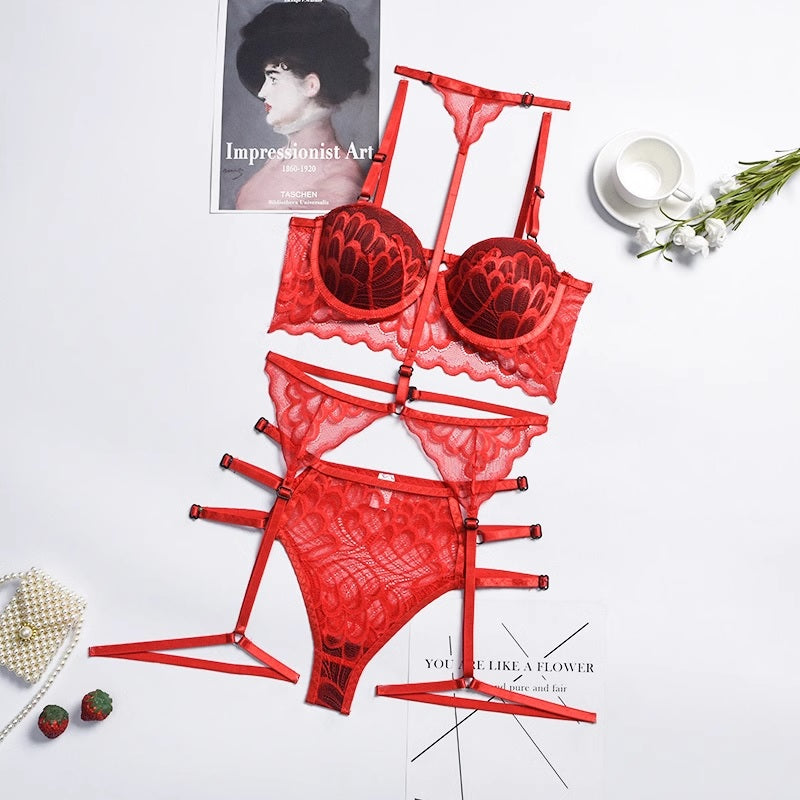 Дамски комплект Mood Sexy SS25-Дамски комплект от три части Mood Sexy SS24'-Thedresscode
