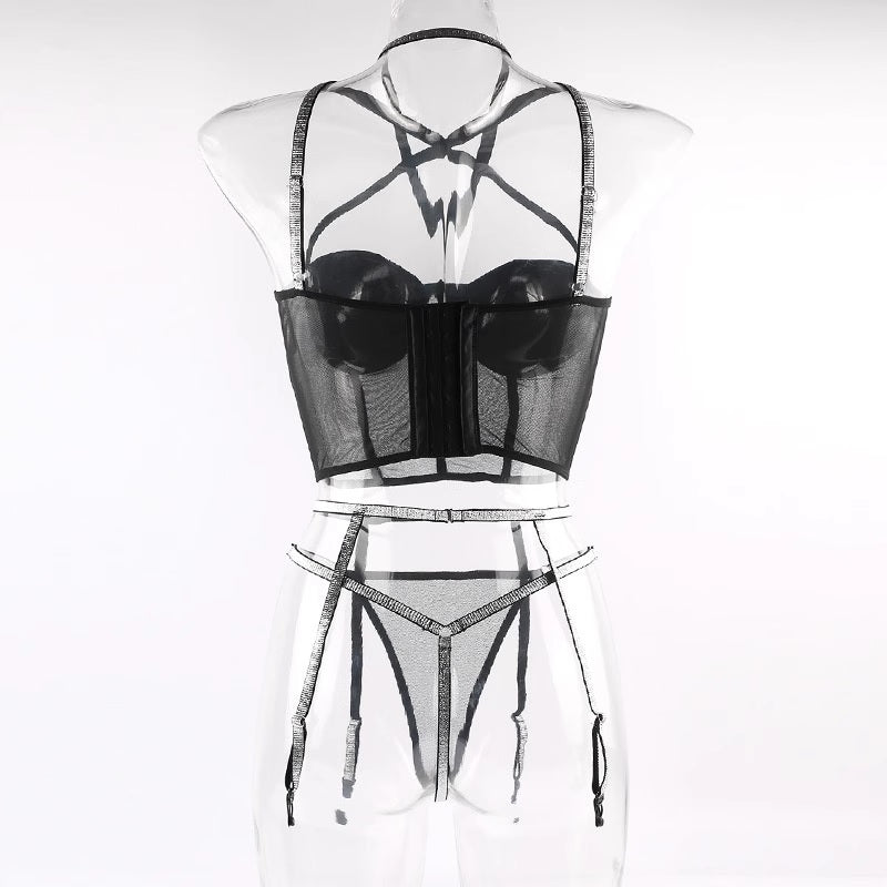 Дамски комплект Pleasure SS25-Дамски комплект от три части Pleasure SS24'-Thedresscode