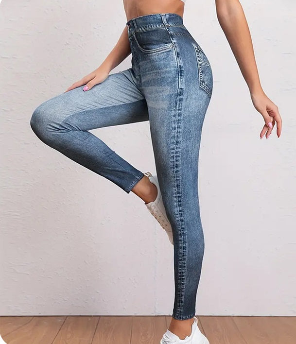 Дамски клин имитиращ дънки Denim Ease SS25-Дамски клин имитиращ дънки Denim Ease SS25-Thedresscode