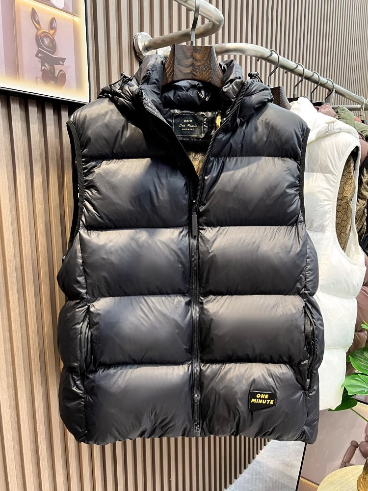 Мъжки елек Jack SS25-https://item.taobao.com/item.htm?spm=a1z0k.7386009.0.0.58d937deRBasPD&id=738401705775&_u=t2dmg8j26111&sku_properties=1627207:129819-Thedresscode