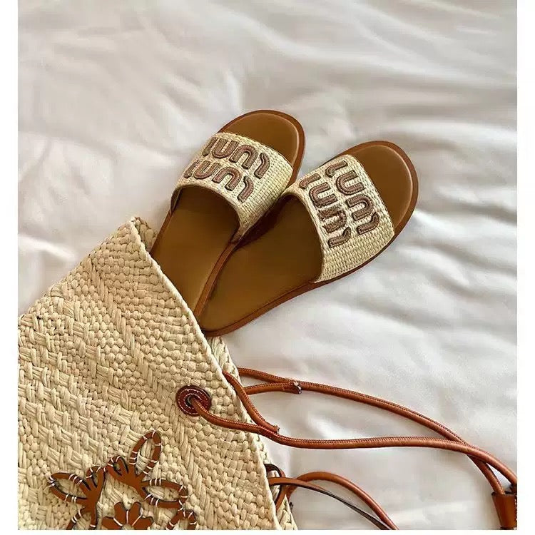Дамски чехли Mui SS25-https://detail.1688.com/offer/681031415178.html?spm=a262uh.11734178.favorite-offers-offer-list-offer10.2.52422ef6oWl4q7-Thedresscode