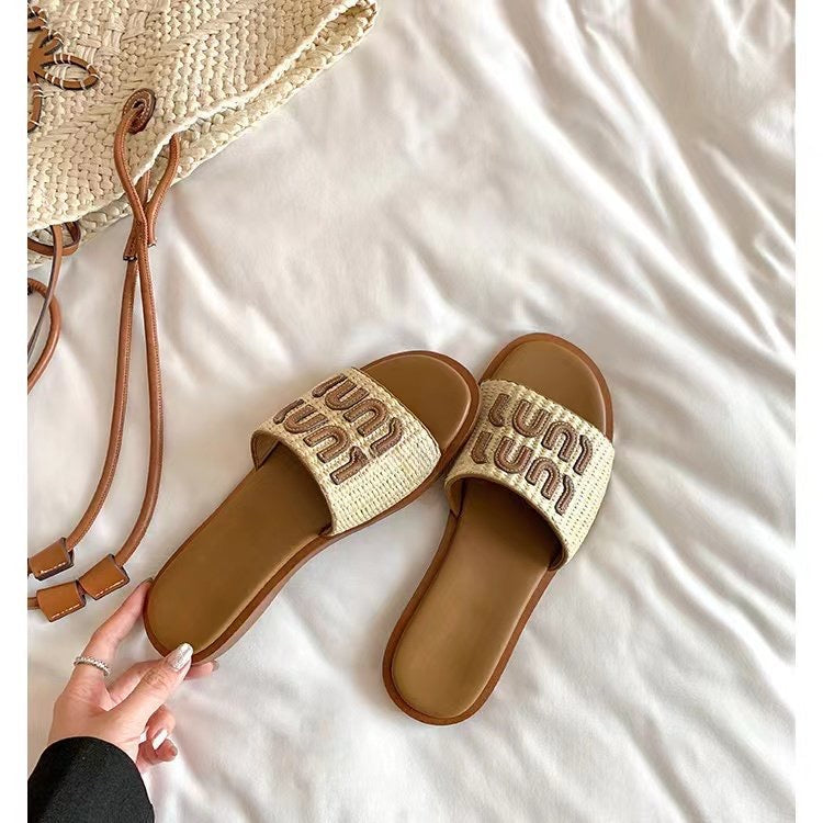 Дамски чехли Mui SS25-https://detail.1688.com/offer/681031415178.html?spm=a262uh.11734178.favorite-offers-offer-list-offer10.2.52422ef6oWl4q7-Thedresscode