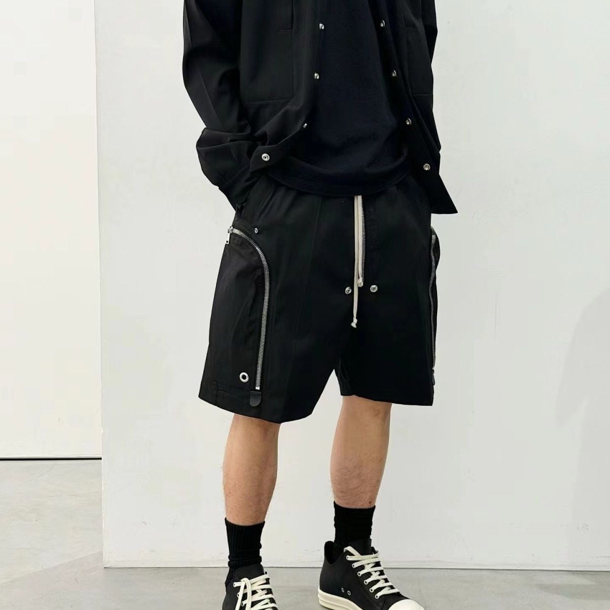 Мъжки къси панталони Rick **SALE 25**-https://detail.1688.com/offer/826731291054.html?spm=a262uh.11734178.favorite-offers-offer-list-offer6.2.19012ef6sY2fUv-Thedresscode