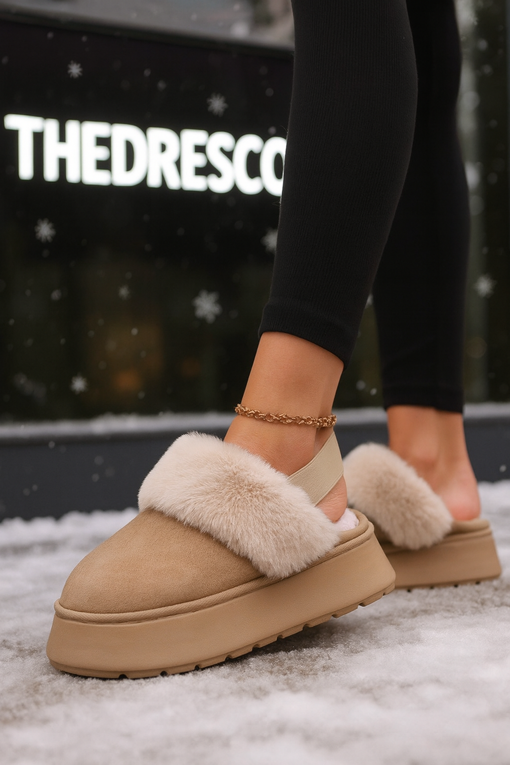 Дамски чехли Plush Comfort FW 2026