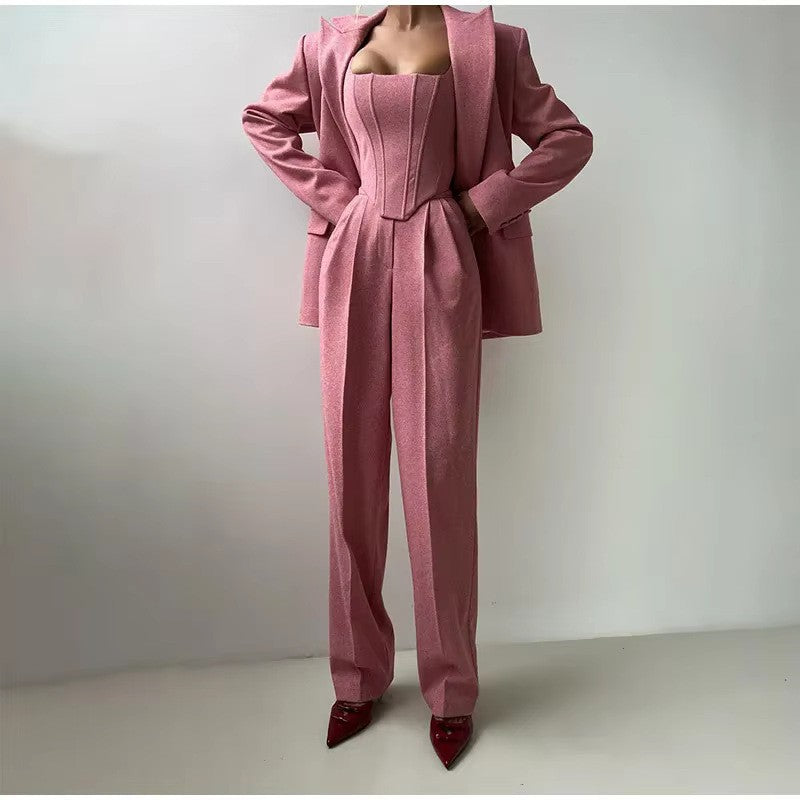 Дамски комплект Guliana FW 2026-Thedresscode