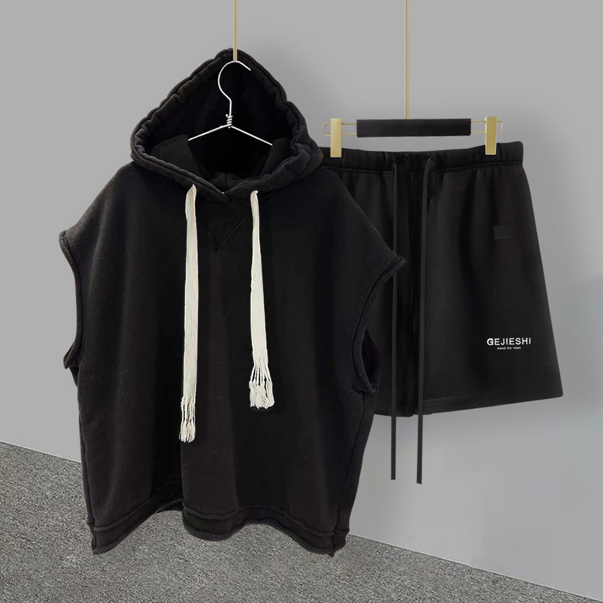 Мъжки комплект Black Minimalist Duo SS25-https://detail.1688.com/offer/707409996687.html?_t=1741350589762&spm=a2615.7691456.co_0_0_wangpu_score_0_0_0_0_0_0_0000_1.0-Thedresscode