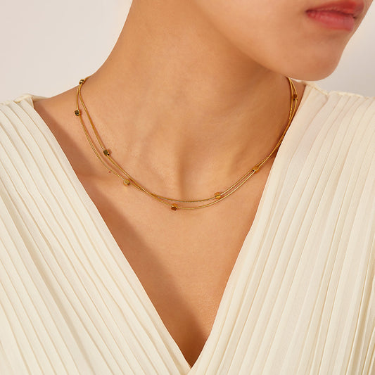 Дамско колие Golden Geometry SS25-https://detail.1688.com/offer/782058981008.html?_t=1745477847162&spm=a2615.7691456.co_0_0_wangpu_score_0_0_0_0_0_0_0000_1.0-Thedresscode