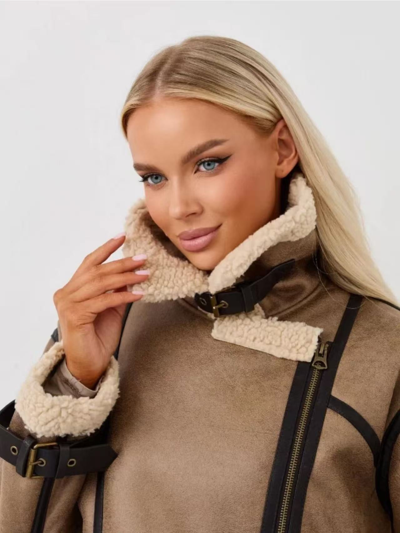 Дамско яке Camel Aura FW 2026-Thedresscode