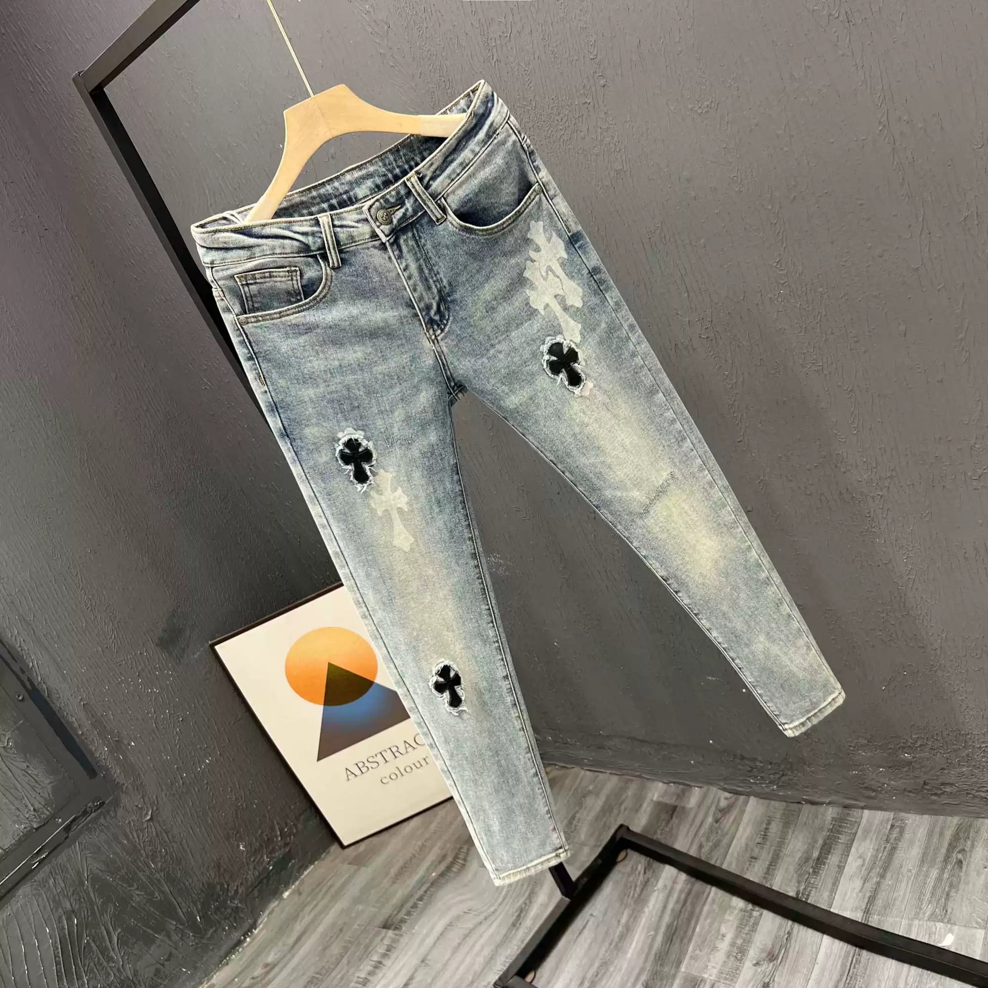 Mъжки дънки Cross SS25-https://detail.1688.com/offer/853072760186.html?kj_agent_plugin=aibuy-Thedresscode