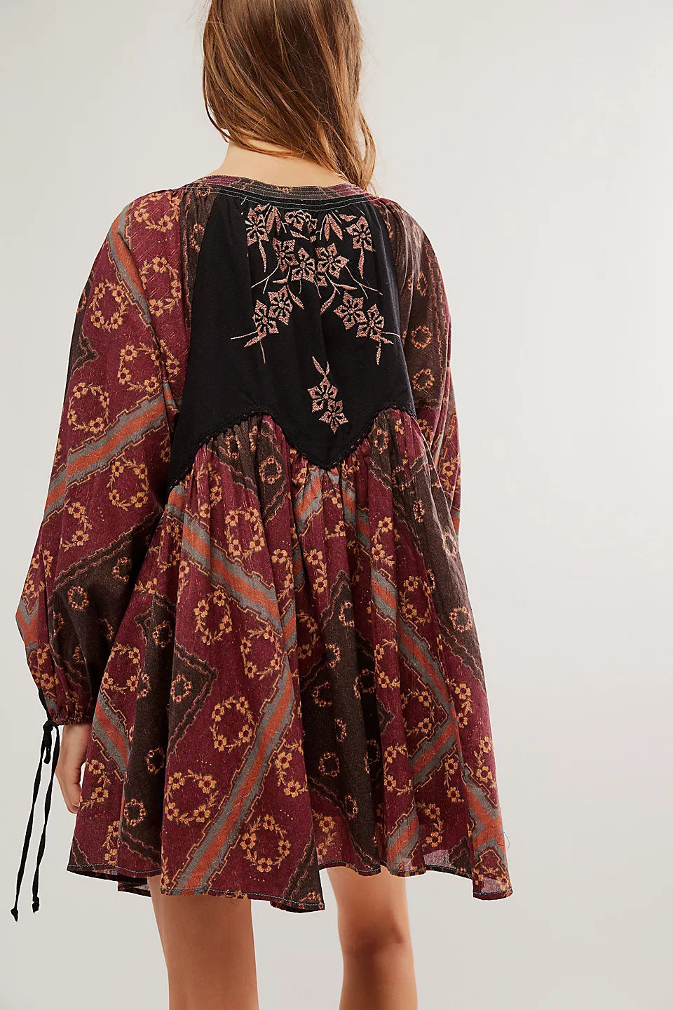 Дамска рокля Bordo Bohemian Dream SS25-Дамска рокля Bordo Bohemian Dream SS25-Thedresscode