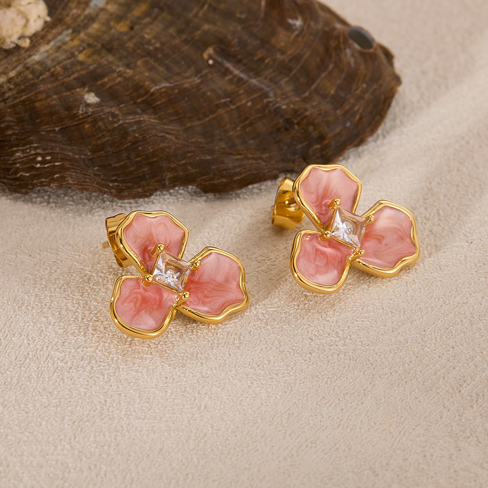 Дамски обеци Blush Bloom SS25-https://detail.1688.com/offer/864355526398.html?_t=1745484157833&spm=a2615.7691456.co_0_0_wangpu_score_0_0_0_0_0_0_0000_1.0-Thedresscode