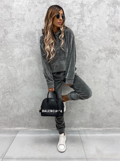 Дамски комплект Plush and Hoody SS24-https://detail.1688.com/offer/809155169177.html?_t=1729975714555-Thedresscode