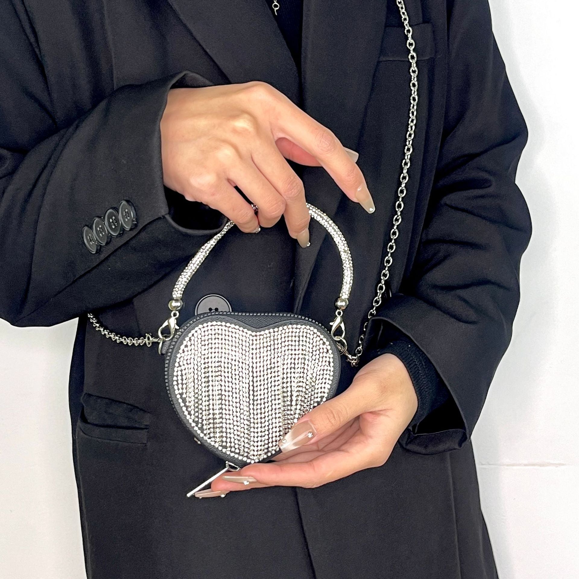 Дамска мини чанта Crystal Heart SS25-https://detail.1688.com/offer/870592655549.html?kj_agent_plugin=aibuy-Thedresscode