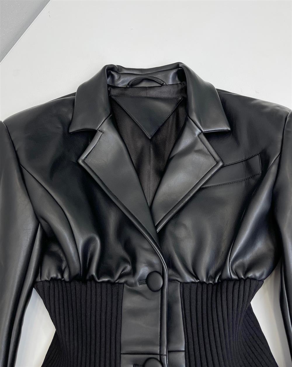 Дамско кожено сако Slim Fit FW 2026-https://detail.1688.com/offer/694437171953.html?spm=a261y.7663282.1081181309116.9.193f6b5fsuxmRf-Thedresscode
