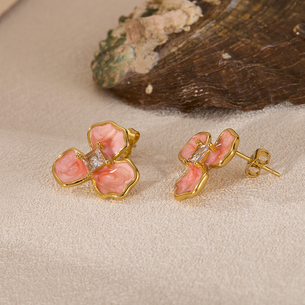 Дамски обеци Blush Bloom SS25-https://detail.1688.com/offer/864355526398.html?_t=1745484157833&spm=a2615.7691456.co_0_0_wangpu_score_0_0_0_0_0_0_0000_1.0-Thedresscode