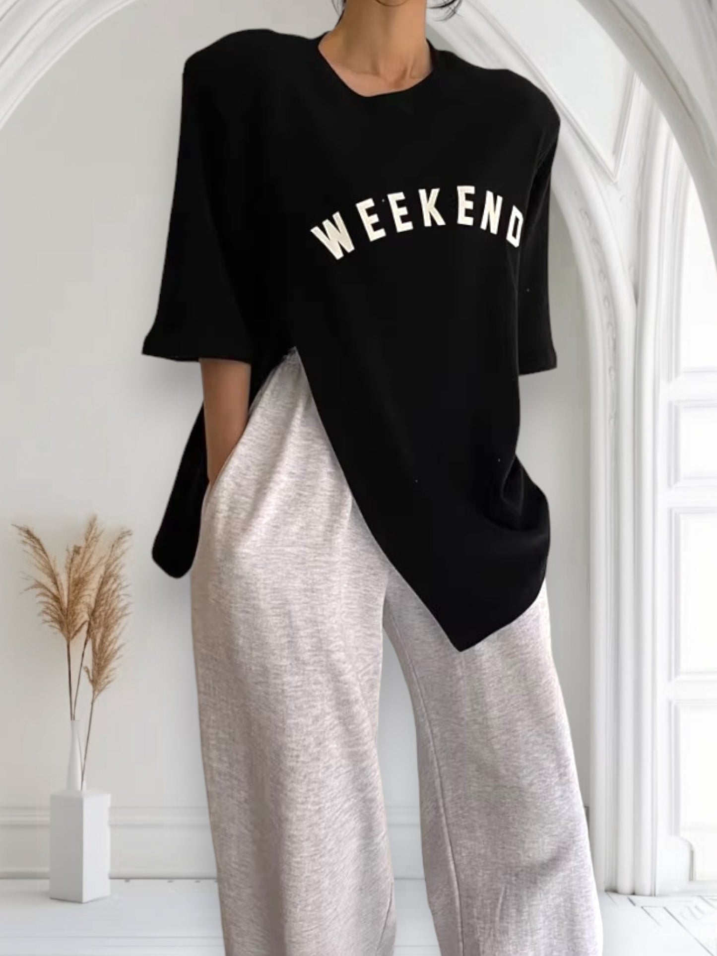 Дамска тениска WEEKEND 24'-Дамска тениска WEEKEND 24'-Thedresscode