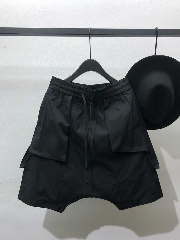 Мъжки къси панталони Black Asym Flux SS26