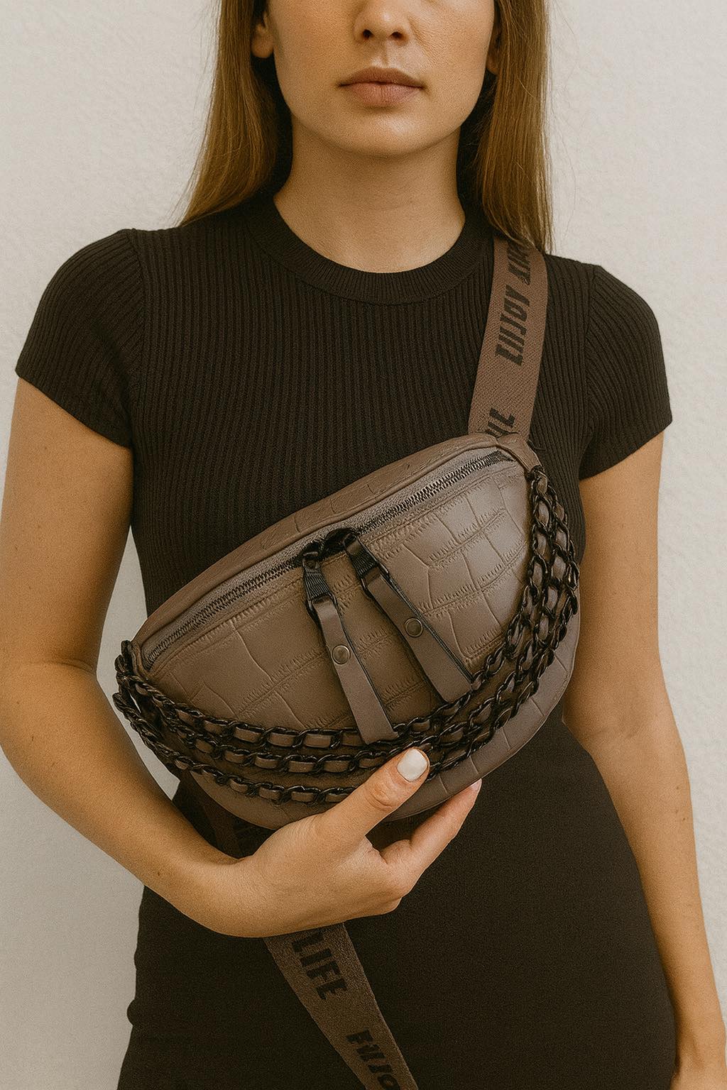 Дамска чанта Croc Chain SS26