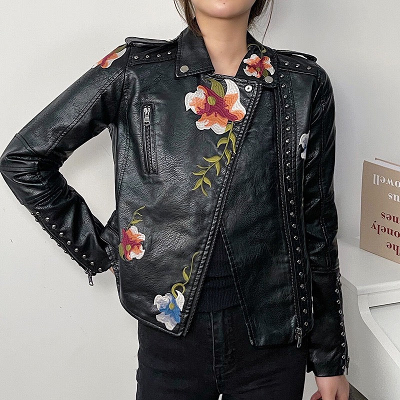 Дамско кожено яке EMBROIDERED Еyelets FW 2026-Дамско кожено яке - EMBROIDERED Еyelets-Thedresscode